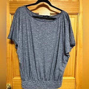 Max Edition fitted blouse in navy blue. Size large.